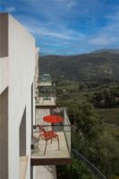 Bild von HOUE Alua Dining Chair H: 82 cm - Aluminum/Cayenne