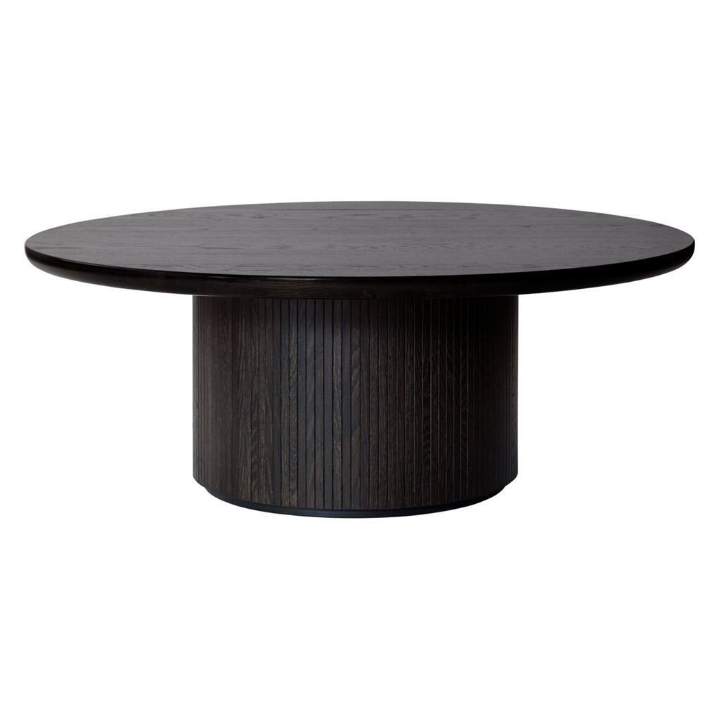Bild von GUBI Moon Coffee Table Ø: 120 cm - Brown/Black Stained Oak