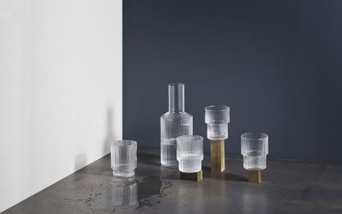 Ferm Living Ripple Karaffe H: 24 cm - Glas