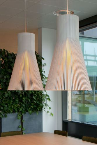 Secto Design Magnum 4202 Pendelleuchte Ø: 56 cm - Weiß