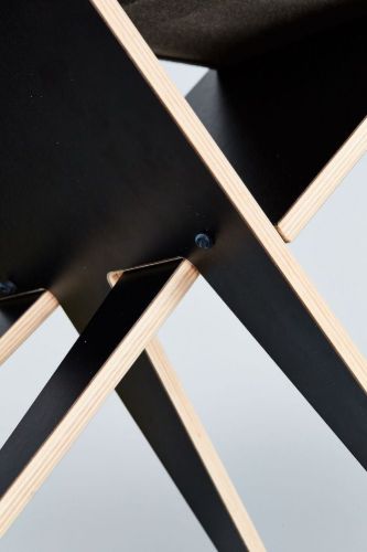 Piet Hein Klaburet Sitzhöhe: 45 cm – Walnuss/Schwarz