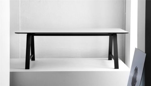 Andersen Furniture T1 byKATO Spisebord 220x95 cm med udtræk - Fenix Laminat / Sort Eg Lak