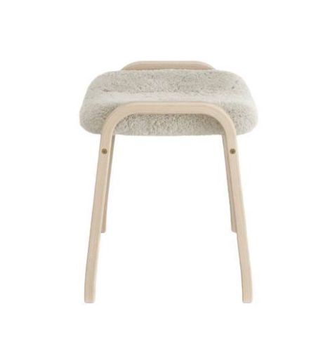 Swedese Lamino Fußhocker H: 48 cm – Weiß pigmentierte Eiche/Moonlight-Schaffell