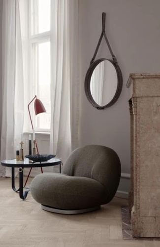 GUBI Adnet Couchtisch Ø: 70 cm - Schwarzes Leder