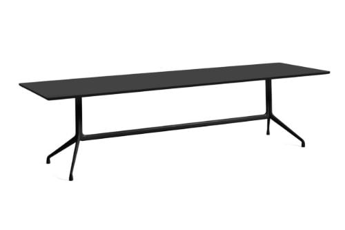 HAY AAT10 Tisch 280 x 90 cm – Schwarz pulverbeschichtetes Aluminium/Schwarzes Linoleum