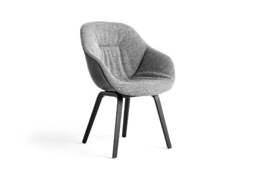 HAY AAC123 Soft Duo About a Chair Esszimmerstuhl gepolstert SH: 47,5 cm – Schwarz lackiertes Eichenfurnier/Hallingdal 166/Sense Black