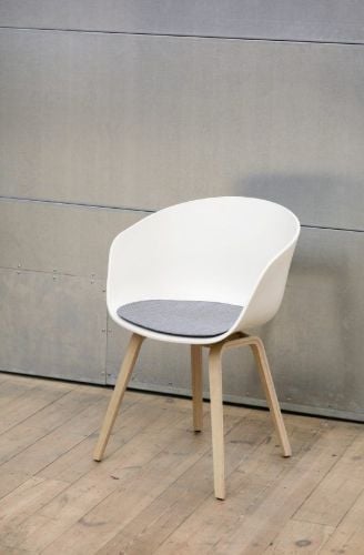 HAY Sitzpolster für About A Chair mit Armlehnen – Surface von Hay 120