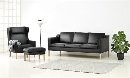Stouby Eva 2-Personen-Sofa L: 141 cm – Schwarzes Semianalin-Leder