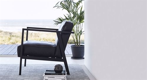Andersen Furniture LC1 Loungesessel SH: 42 cm – Schwarzes Leder/Schwarz lackierte Eiche
