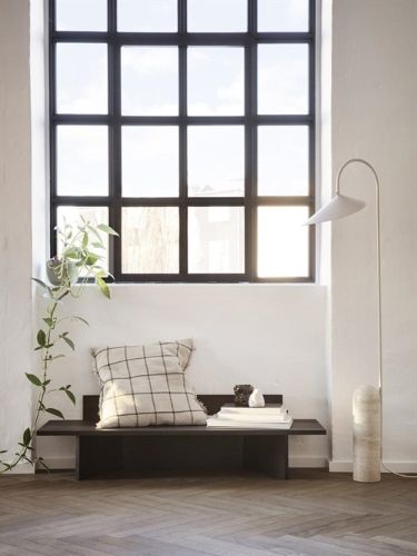 Ferm Living Oblique Bench B: 120 cm – Schwarz geölte Eiche
