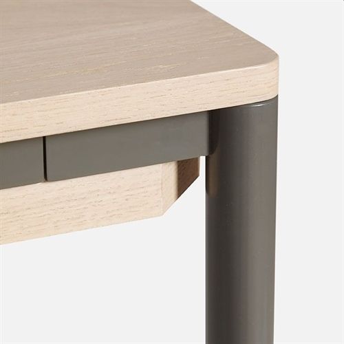 Woud Piezas Esstisch 85x140 cm – Weiße Eiche / Graue Metallbeine