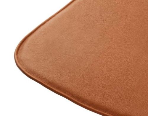 FDB Furniture R5 Nøje Kissen für J67 40x43 cm – Cognacfarbenes Leder