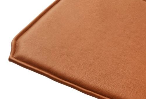 FDB Furniture R5 Nøje Kissen für J82 47x57 cm – Cognacfarbenes Leder