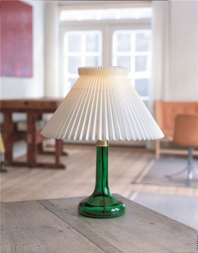Le Klint Modell 343 Tischleuchte H: 48 cm - Glas / Grün