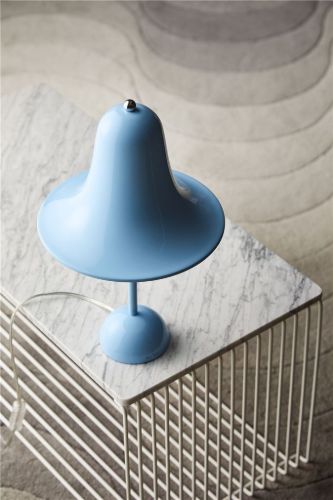 Verpan Pantop Ø23 Tischlampe H: 38cm - Hellblau/Glänzendes Luftblau