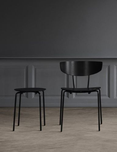 Ferm Living Herman Hocker Taburet SH: 45 cm - Pulverbeschichteter Stahl / Schwarz