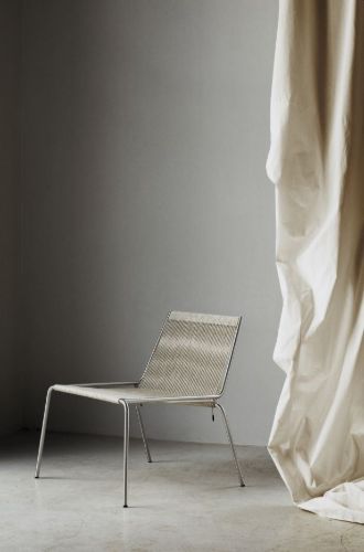 Thorup Copenhagen Noel Lounge Chair SH: 43 cm – Stahl/Natur