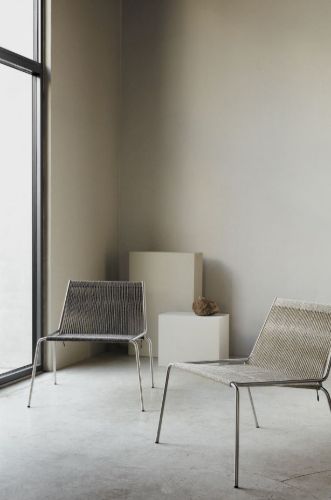 Thorup Copenhagen Noel Lounge Chair SH: 43 cm – Schwarz/Natur