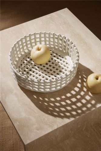 Ferm Living Keramik-Mittelstück Ø: 29 cm – gebrochenes Weiß