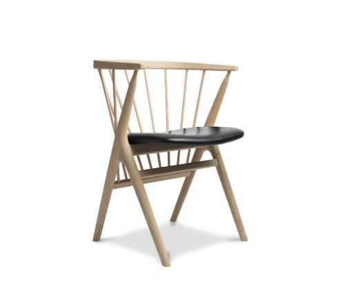 Sibast Furniture No 8 Dining SH: 45 cm - Soap Oak/Black Leather