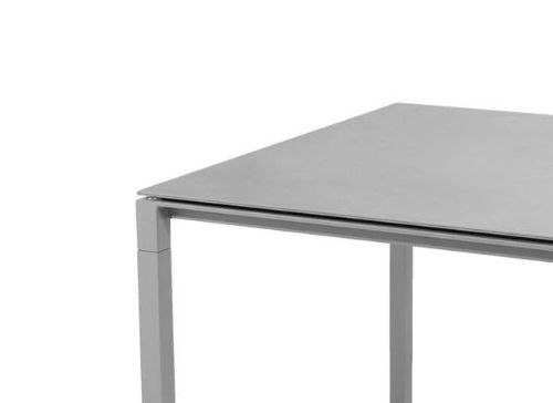 Cane-line Outdoor Pure Gartentisch 100x100 cm - Hellgrau/Betongraue Keramik