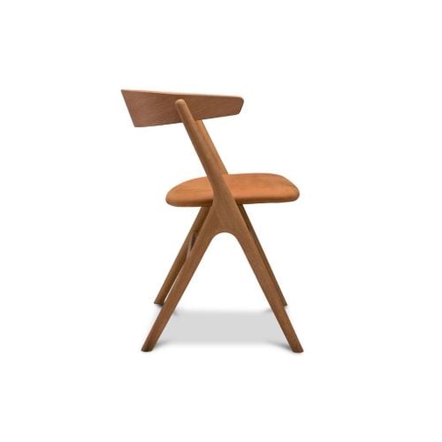 Sibast Furniture No 9 Esszimmerstuhl SH: 45 – Eiche naturgeölt / Dunes-Leder Cognac