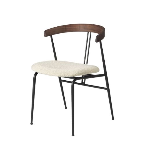 GUBI Violin Dining Chair Upholstered Seat Bouclé SH: 45 cm - American Walnut / 001