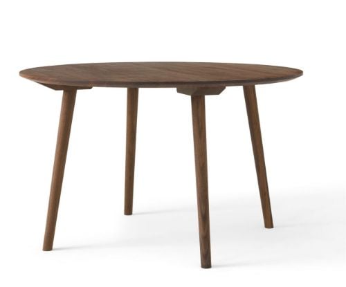 &Tradition SK4 In Between Dining Table Ø: 120 cm - Oiled Walnut