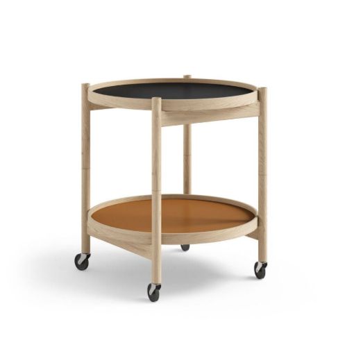 Brdr. Krüger Bølling Tabletttisch mit 2 Tabletts Ø: 50 cm – Unbehandelte Eiche/Cognac und Schwarz
