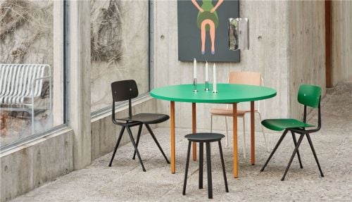 HAY Zweifarbiger Tisch Ø: 120 cm – Ockerpulver / Hellgrau
