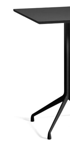 HAY AAT15 Tisch 80x80 cm – Schwarz pulverbeschichtetes Aluminium/Schwarzes Linoleum