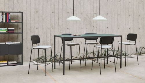 HAY New Order Hochtisch 200 x 75 cm – Anthrazit pulverbeschichtet / grünes Linoleum