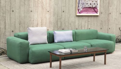 HAY Kofi Tisch 140x50 cm – Massives Walnussholz / Klarglas