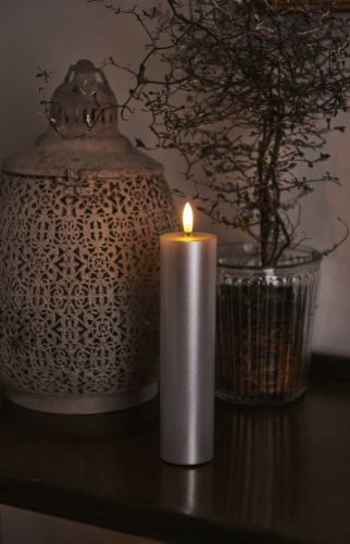 Sirius Sille Exklusive batteriebetriebene Kerze H: 20 cm – Silber
