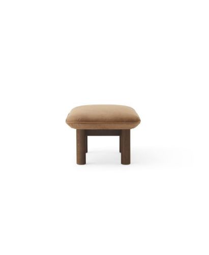 Audo Copenhagen Brasilia Ottoman H: 40 cm – Dunkel gebeizte Eiche/Dunes Cognac
