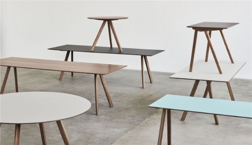 HAY CPH 20 Runder Tisch Ø: 90 cm – Lackiertes massives Walnussholz/Lackiertes Walnussfurnier