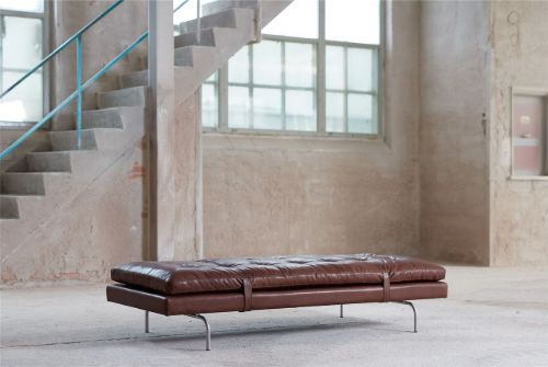 Søren Lund Dicentra 70 Tagesbett L: 190 cm – Genua-Leder aus Teakholz/Flexbasis