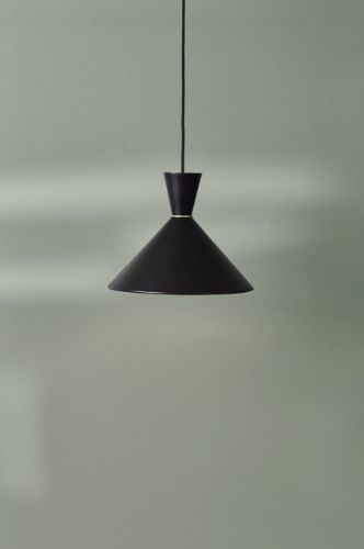 Warm Nordic Bloom Pendel Ø: 30 cm - Black Noir
