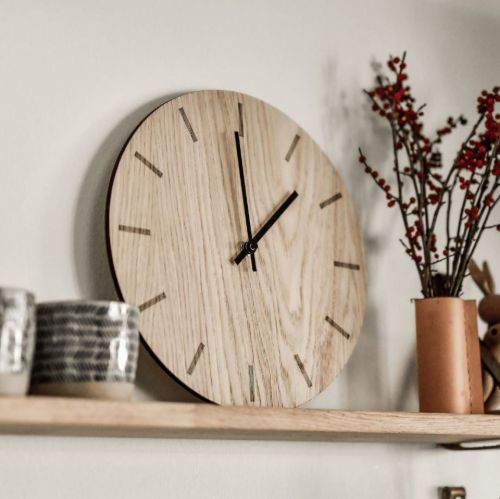 Hemverk Wanduhr Ø: 28 cm – Eiche hell/Silber