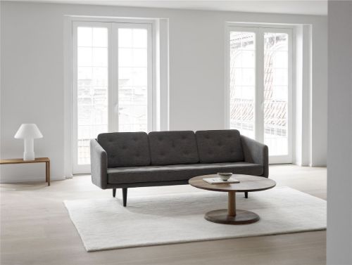 Fredericia Furniture 2003 Nr. 1 3 Pers. Sofa L: 206 cm – Bardal 110/Seifenbehandelte Eiche