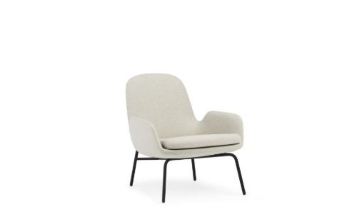 Normann Copenhagen Era Lounge Chair Low Steel SH: 40 cm – Main Line Flax / MLF20 Upminster Sand