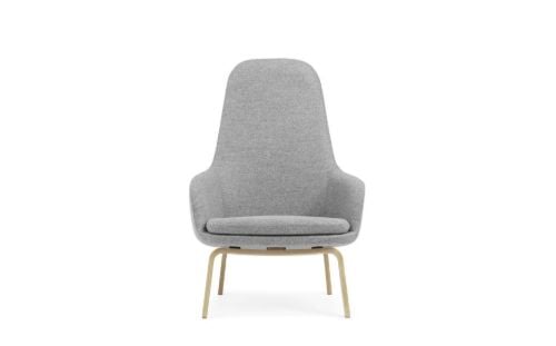 Normann Copenhagen Era Lounge Chair High Oak SH: 40 cm - Synergy / LDS16 Partner Grey