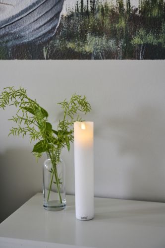 Sirius Sara Wiederaufladbare Kerze H: 25 cm – Weiß