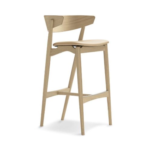 Sibast Furniture No 7 Bar Stool SH: 75 cm - White Oil Oak / Spectrum Honey Leather