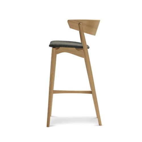 Sibast Furniture No 7 Barhocker SH: 75 cm – weiß pigmentierte lackierte Eiche / Remix 133 Dunkelgrau
