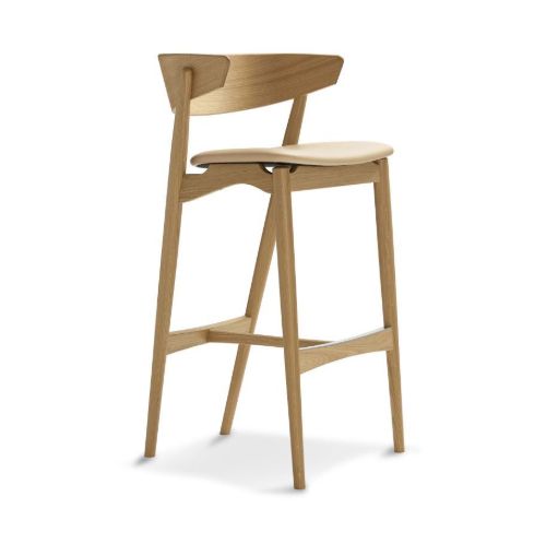 Sibast Furniture No 7 Bar Stool SH: 75 cm - White Pigmented Laquered Oak / Spectrum Honey Leather