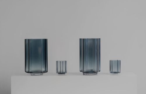 Louise Roe Funki Vase Asymmetrisch H: 34 cm - Blau