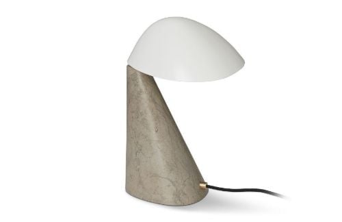 Fredericia Furniture 8110 Fellow Lampe – Dunkler atlantischer Kalkstein