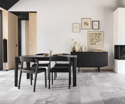 Skovby Beistelltisch SM304 146 x 80 cm – Eiche/Schwarz lackiert