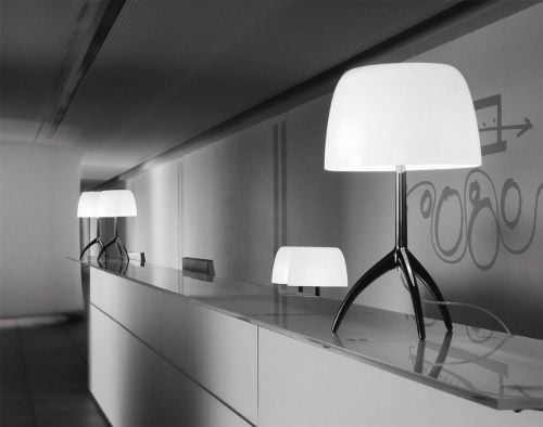 Foscarini Lumiere Piccola Tischlampe H: 34,5 cm - Aluminium/Weiß